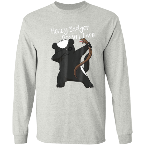 Honey Badger Doesn't Care: Hilarious Men's T-Shirt for the Bold and Fearless